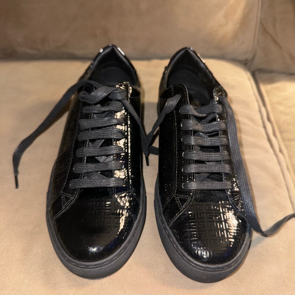 Givenchy Urban Low Top Shoes